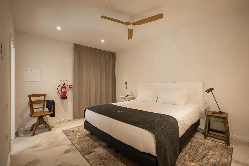 JUNIOR SUITE ONE BEDROOM Room, CasaNova Farmhouse, Porto