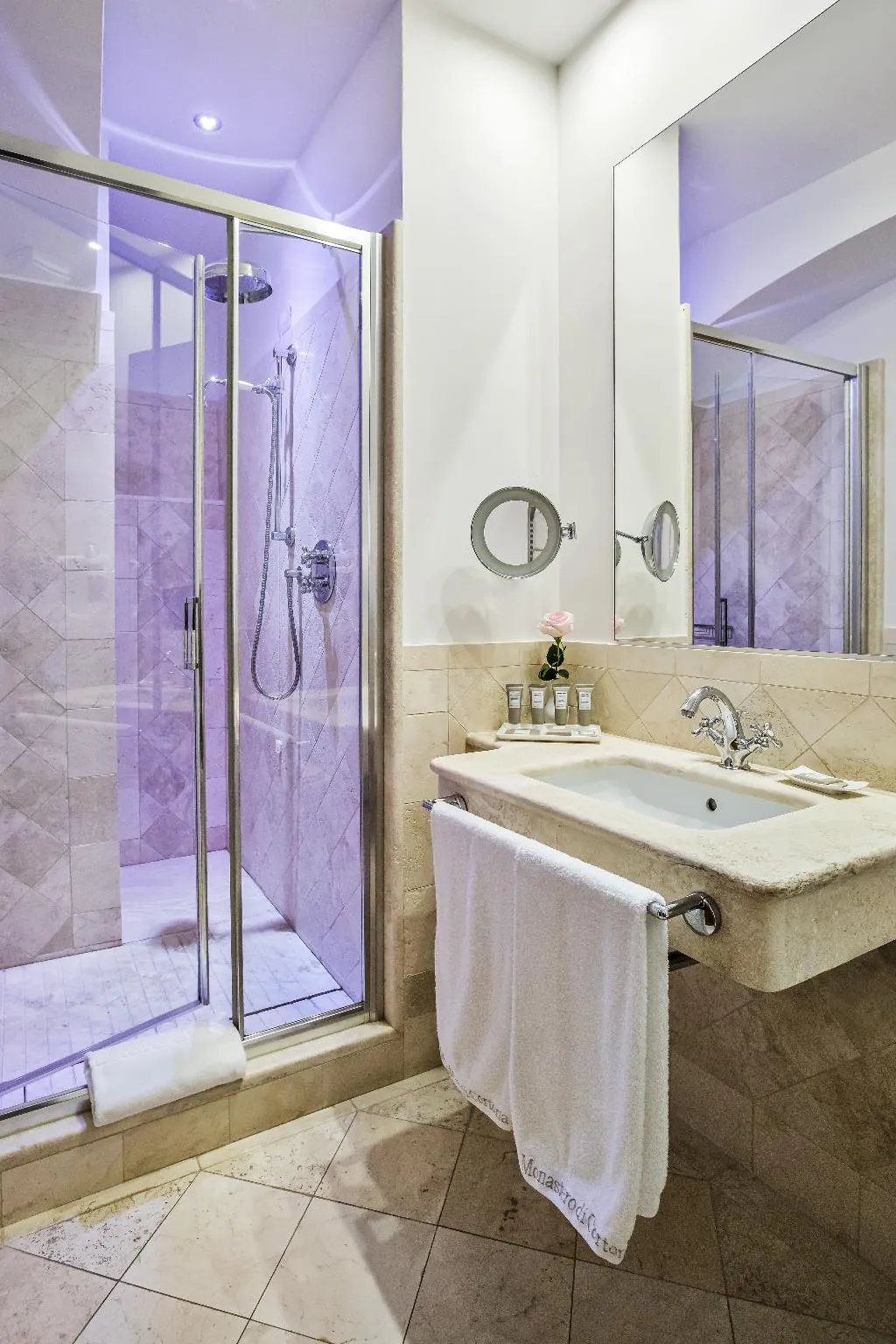 JUNIOR SUITE KING SIZE BED Room, Monastero di Cortona Hotel & Spa, Perugia