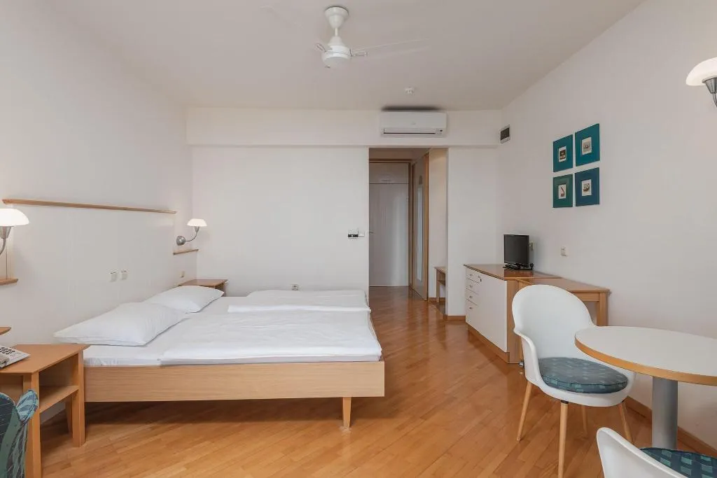 APARTMENT COMFORT SEA VIEW Room, Villas Plat, Dubrovnik