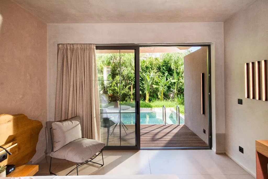 TWIN SUPERIOR WITH PRIVATE POOL Room, Pilot Amphora Boutique Hotel, Crete
