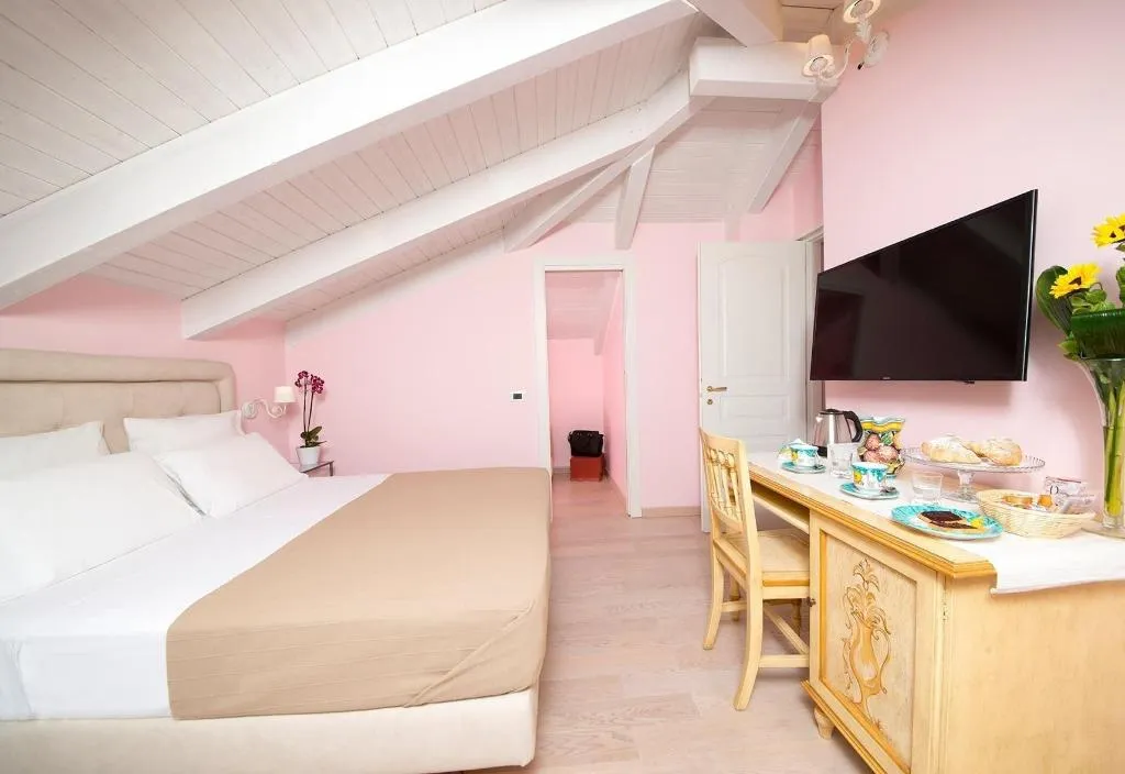 Room, B B Villa Fabiana, Naples