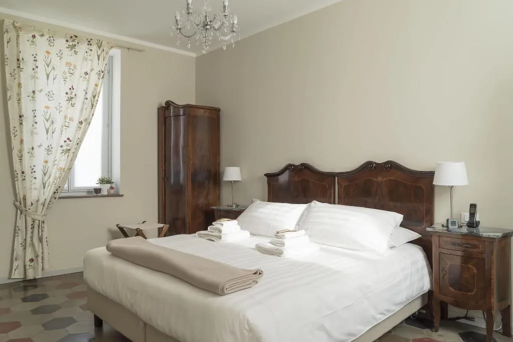 General view, Locanda San Bernardo, Milan