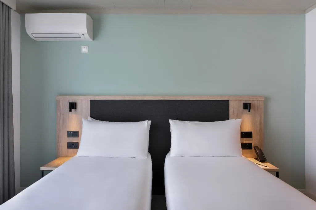 TWIN STANDARD Room, Hotel Mistral St Julian's Affiliated By Melia, Malta