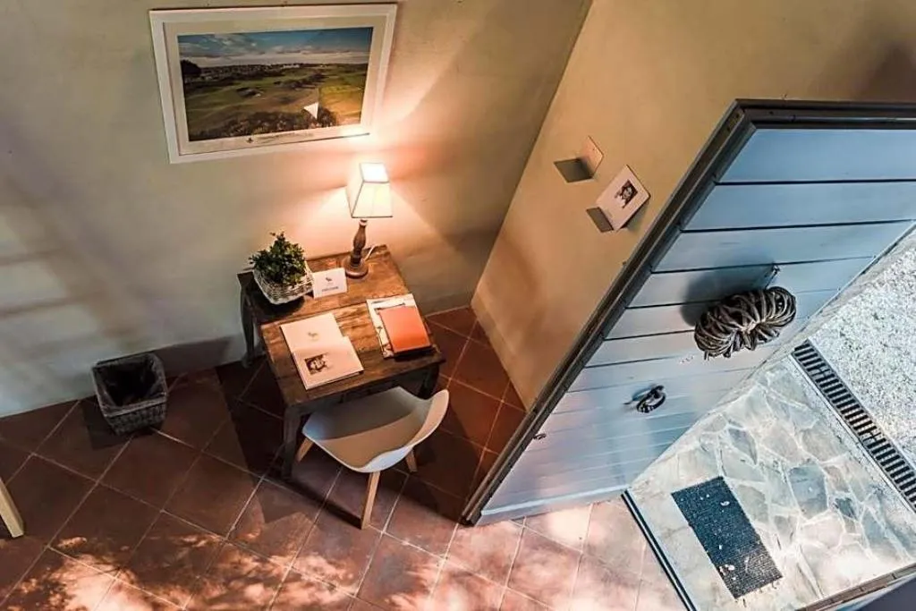 Room, Nikis Resort, Umbria