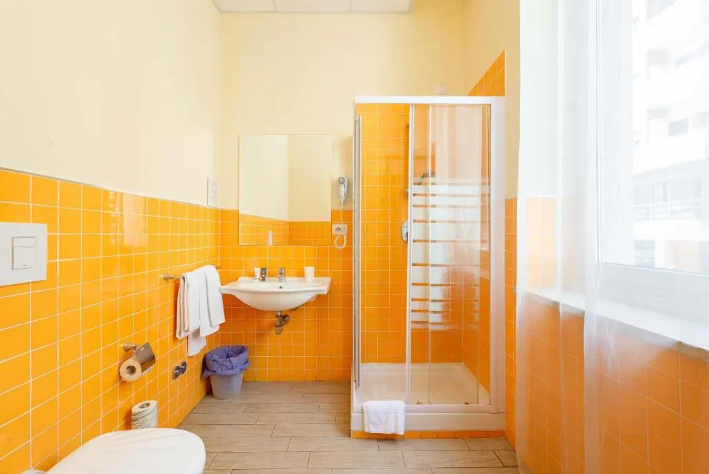 Room, Hotel Central Lodge, Naples