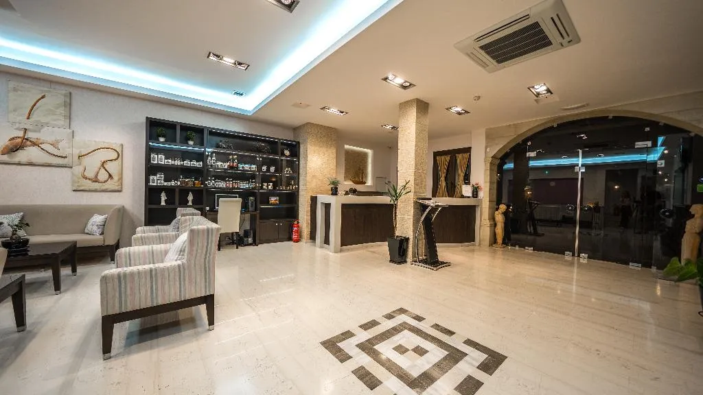 Lobby, Forest Park, Crete