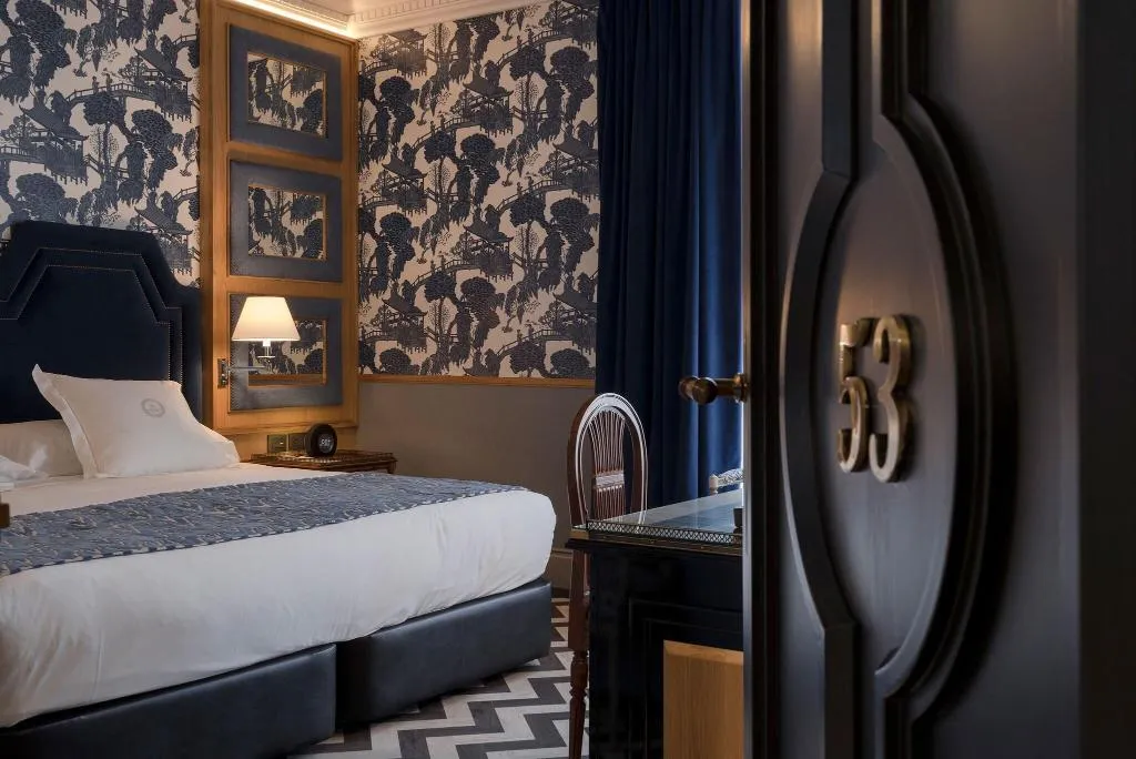 DOUBLE SUPERIOR Room, Relais & Châteaux Heritage Madrid, Salamanca