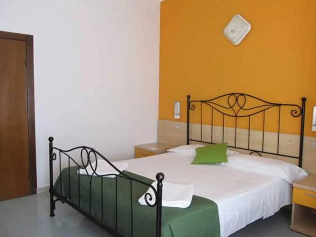 TWIN STANDARD Room, Ambrosiana, Milan