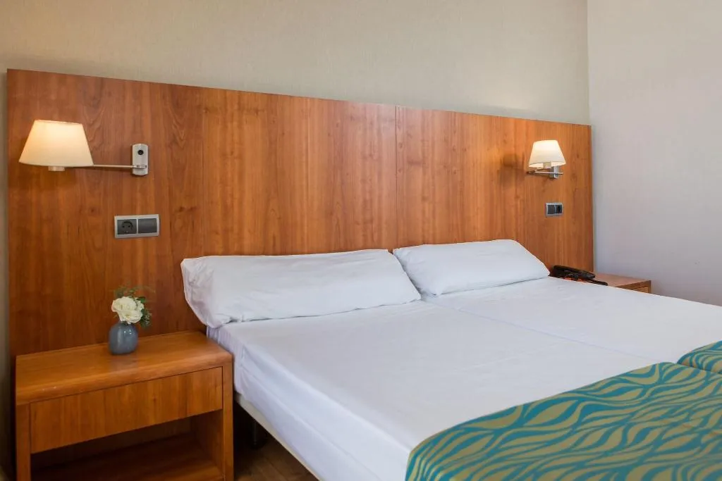 JUNIOR SUITE WITH DOUBLE BED Room, RVHotels Nautic Park, Costa Brava