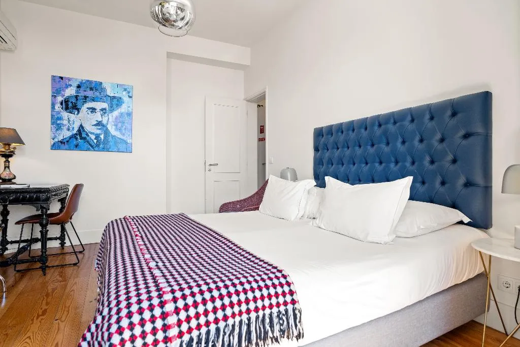 FAMILY ROOM TWO BEDROOMS ONE BATHROOM Room, Tesouro Da Baixa By Shiadu, Lisbon