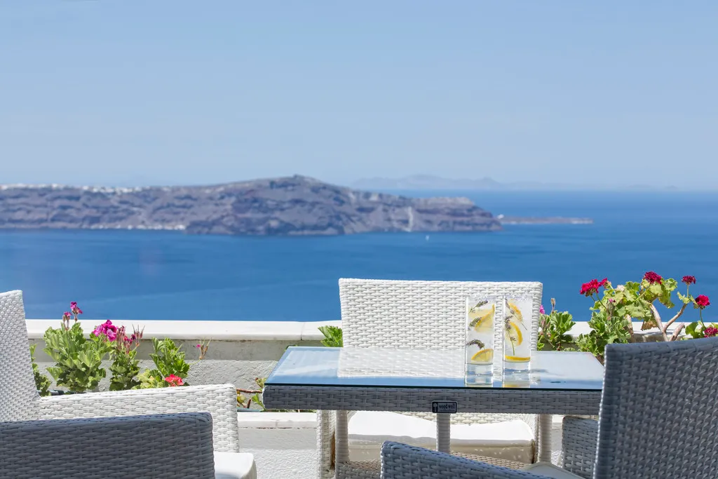 Terrace, Atlantis, Santorini