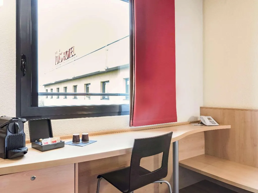 DOUBLE PREMIUM Room, ibis Milano Malpensa Aeroporto, Milan