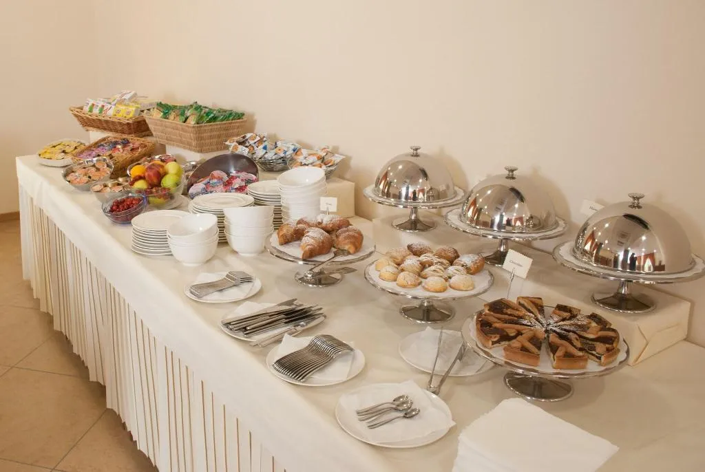 Restaurant, City Hotel Casoria, Naples