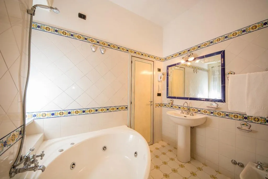 Room, Hotel San Francesco, Naples