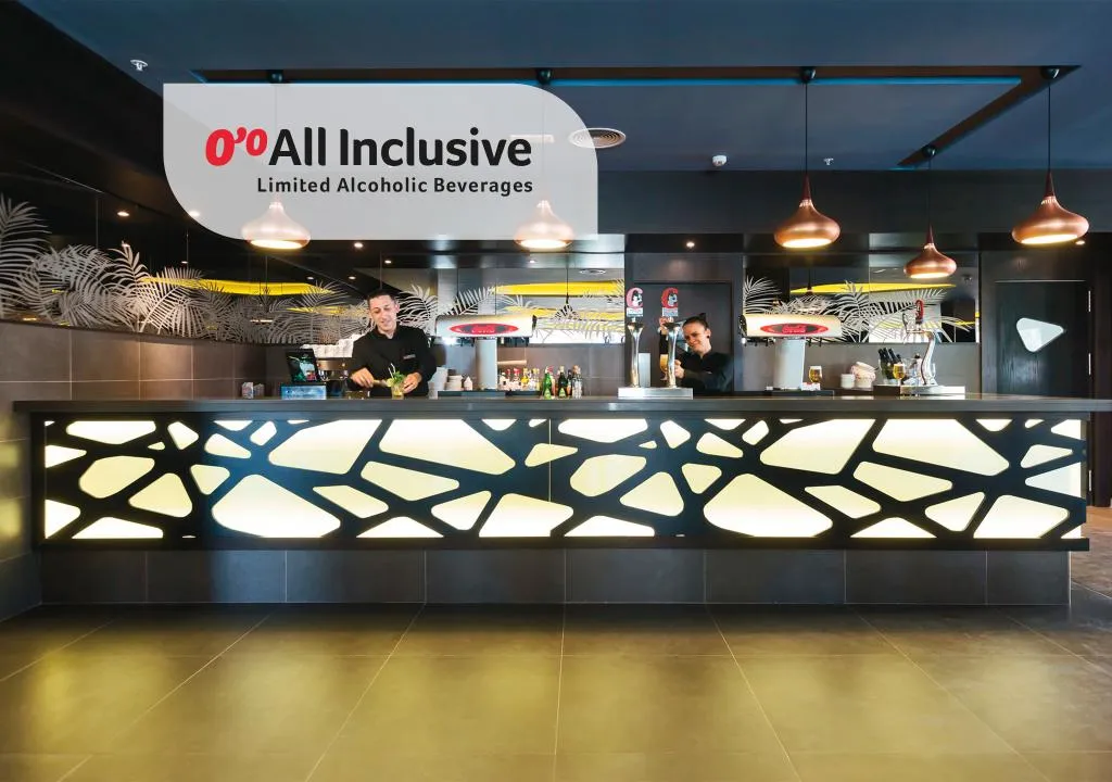 Bar, Hotel Riu Bravo - 0'0 All Inclusive, Majorca