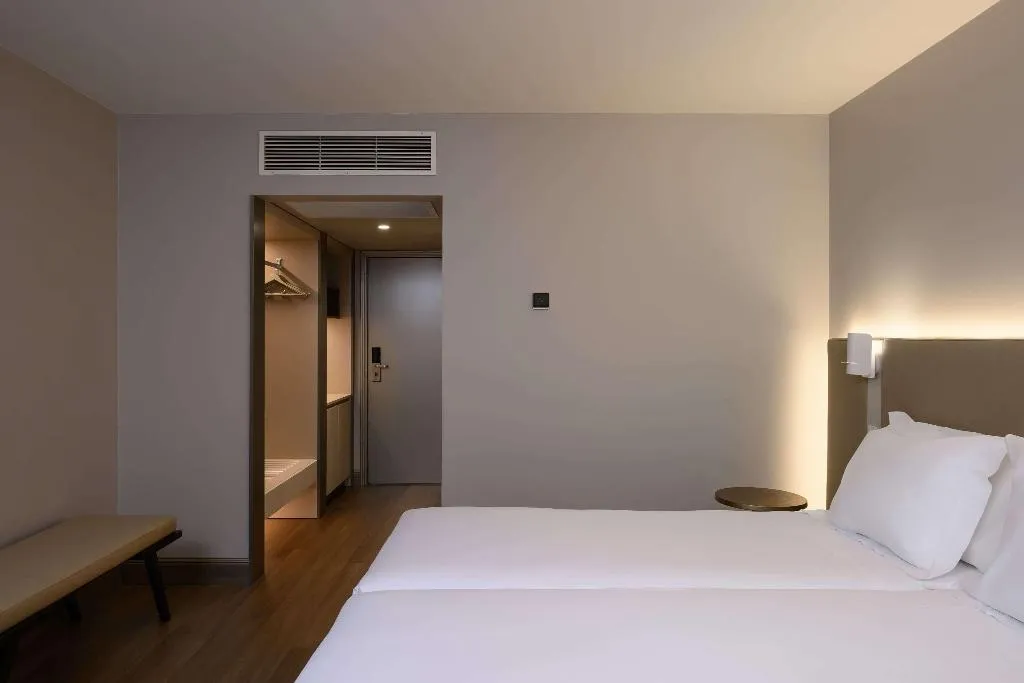 DOUBLE STANDARD Room, Aeminium Coimbra, Affiliated by Meliá, Porto