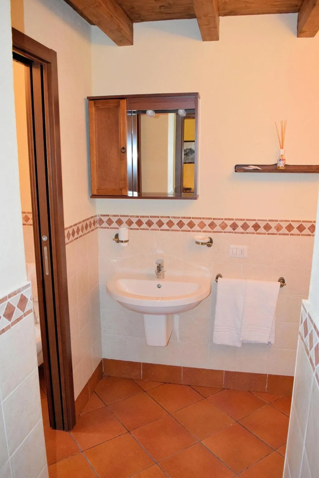 Room, Corte Certosina, Milan