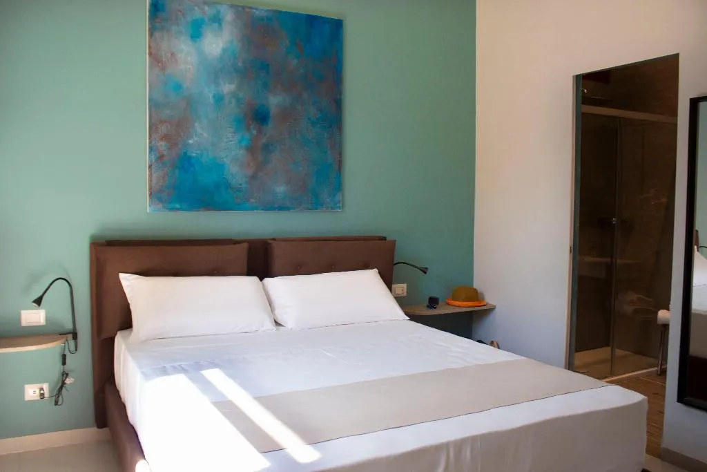 DOUBLE STANDARD Room, Relais Villa Montedonzelli, Naples