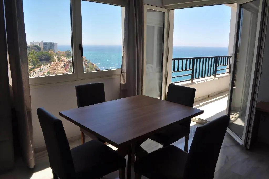 APARTMENT CAPACITY 5 TWO BEDROOMS Room, First Flatotel International, Costa Del Sol