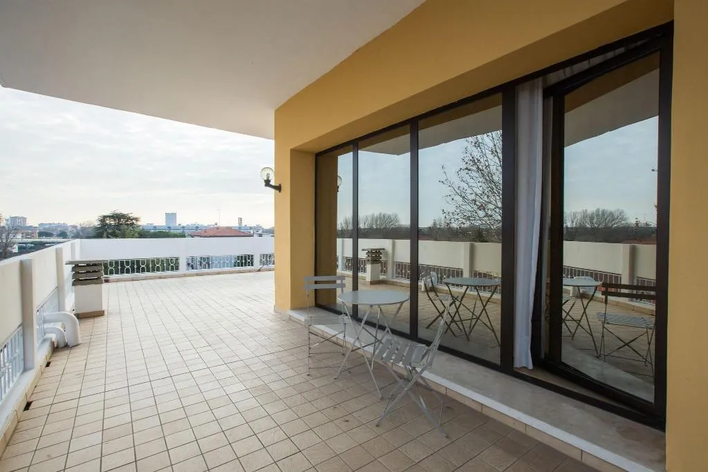 Terrace, Ariston, Venice