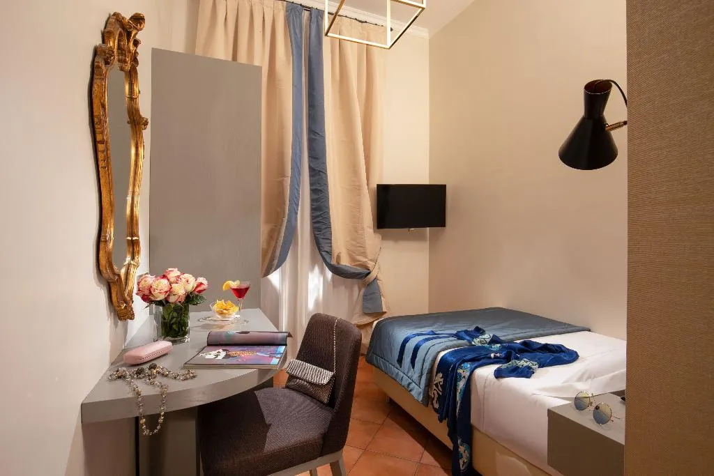 SINGLE STANDARD Room, Mozart, Rome