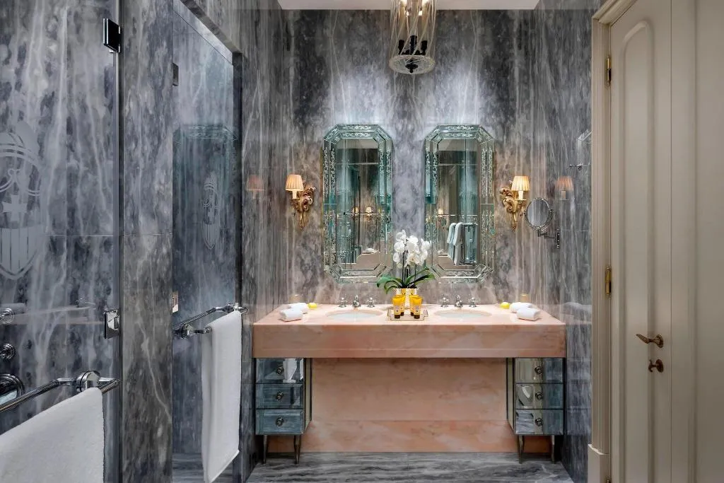 Room, The Gritti Palace, a Luxury Collection Hotel, Venice