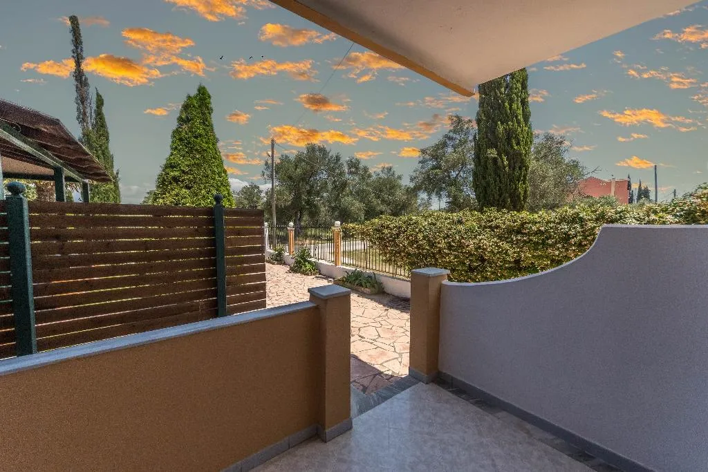 TRIPLE WITH VIEWS Room, Nikos Villas, Corfu