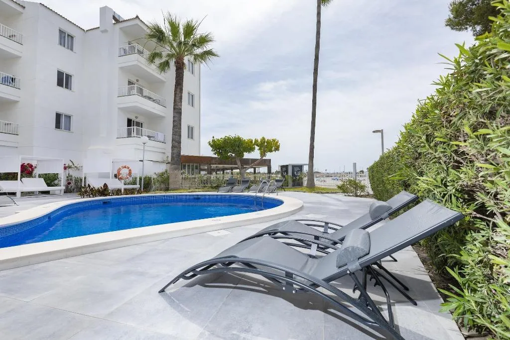 Sports and Entertainment, Sand Beach Apartments, Majorca