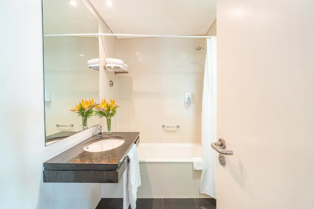 Double or Twin SUPERIOR GARDEN VIEW Room, Muthu Raga Madeira Hotel, Madeira