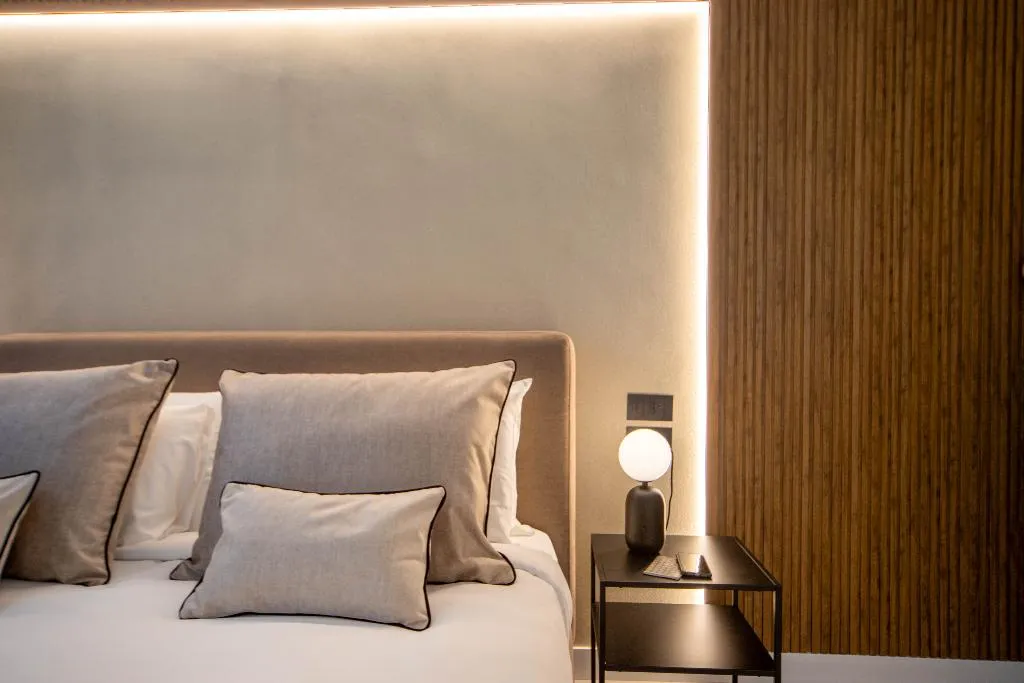 DOUBLE DELUXE SUPERIOR Room, Mamalu Studios And Suites, Naples