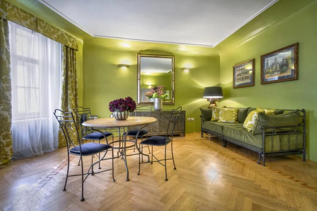 Room, Black Star Suites, Prague