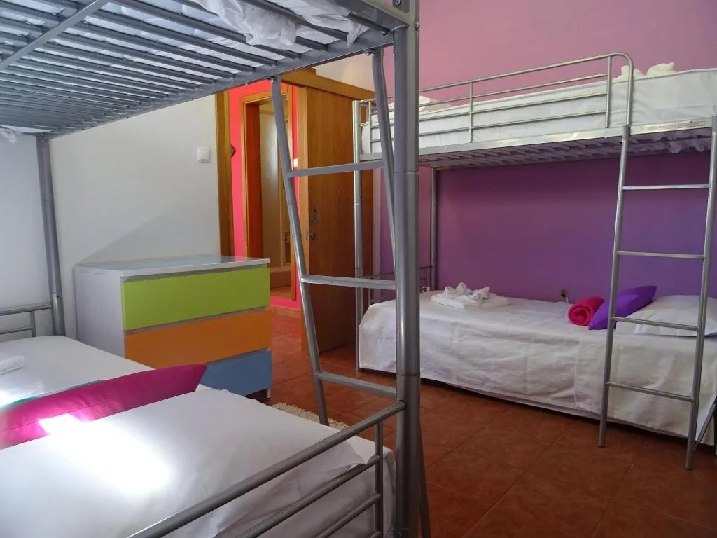 Room, Faro Beach Life Hostel, Algarve