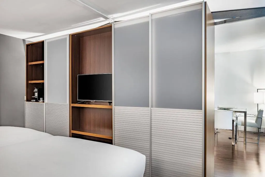 Room, AC Hotel Palacio del Retiro Autograph Collection, Madrid