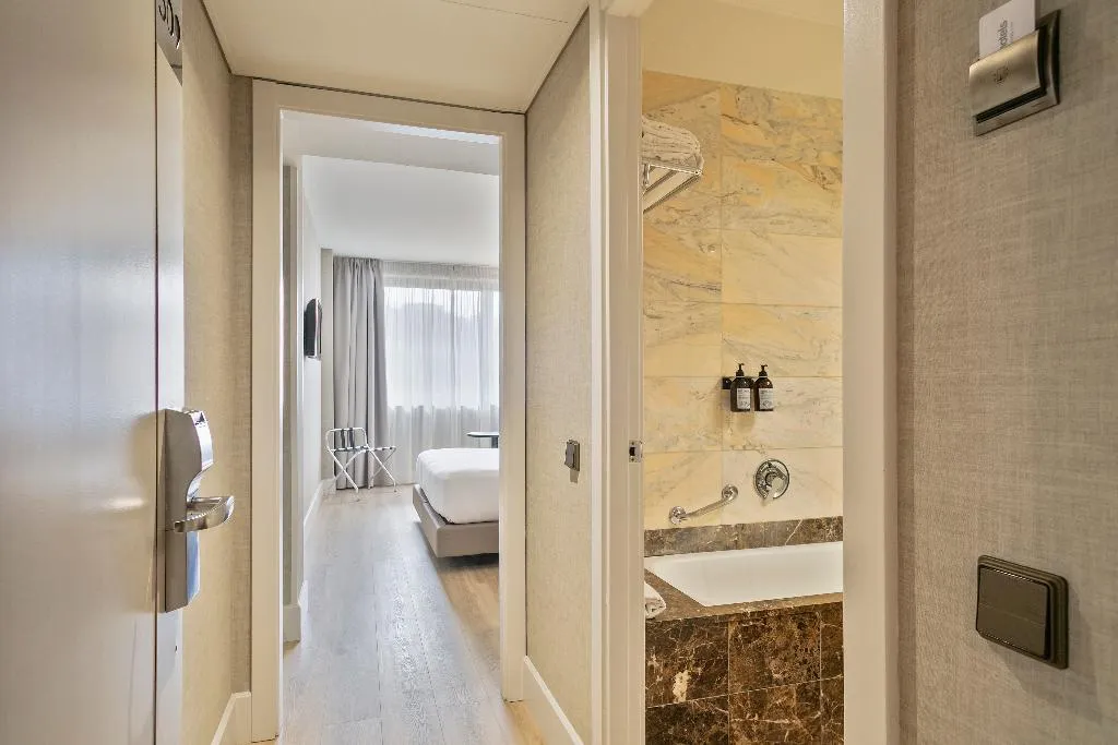 DOUBLE SUPERIOR WITH DOUBLE BED Room, Acta City 47, Barcelona
