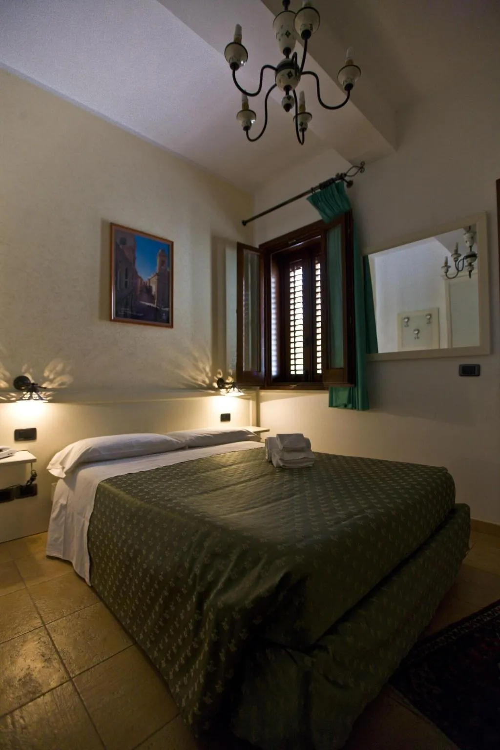 Room, Hotel History, Palermo