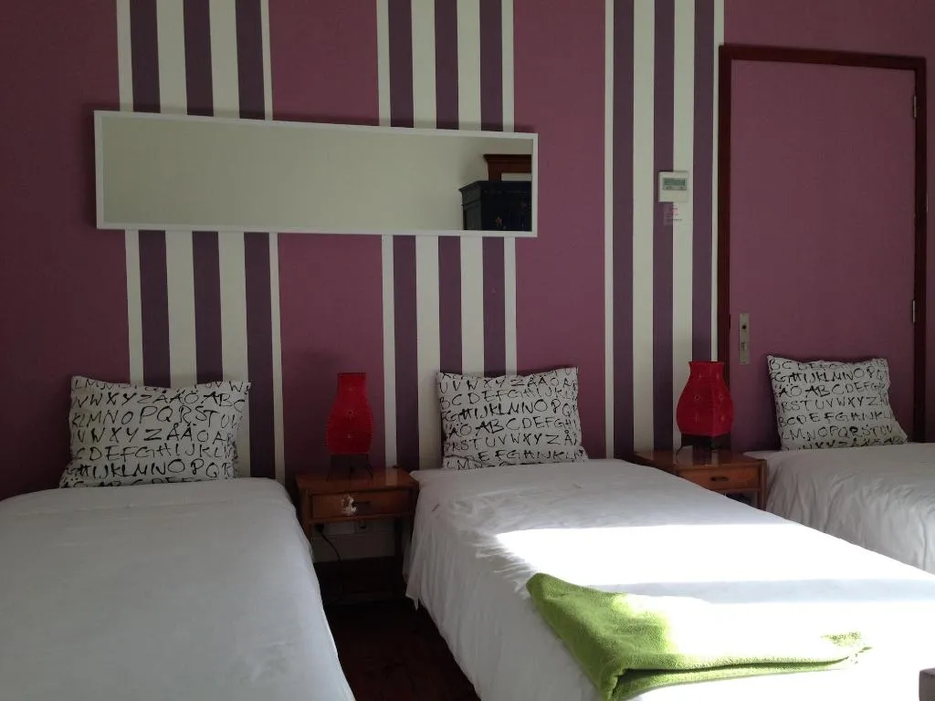 Room, Sunset Destination Hostel, Lisbon