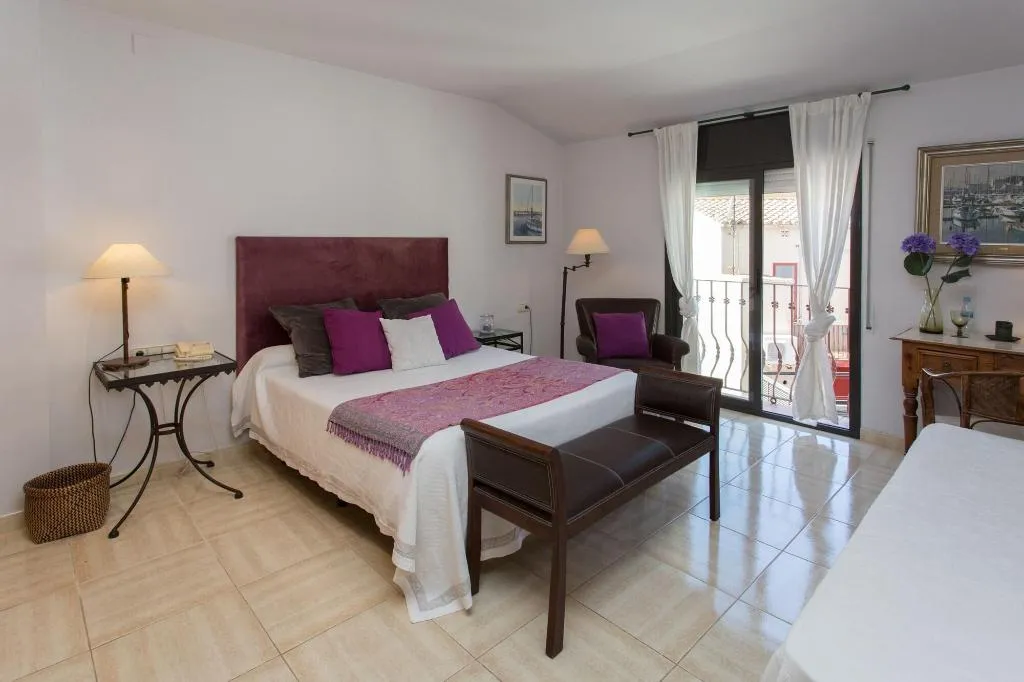 Room, Hostal De La Plaça, Barcelona