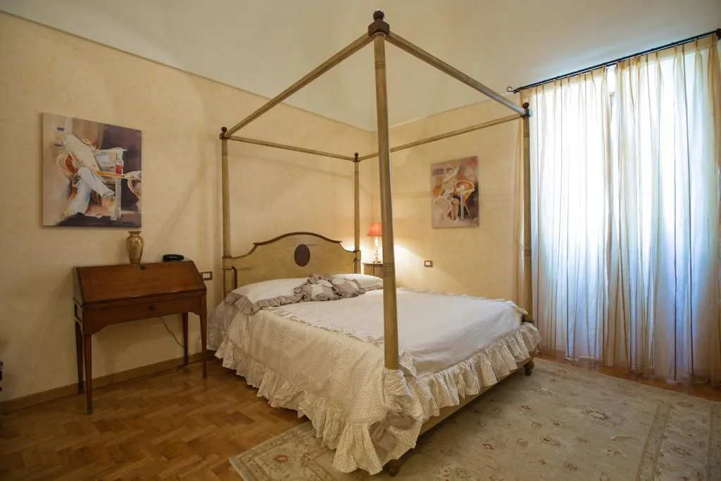 QUADRUPLE SUPERIOR Room, Lubra Casa Relax, Naples