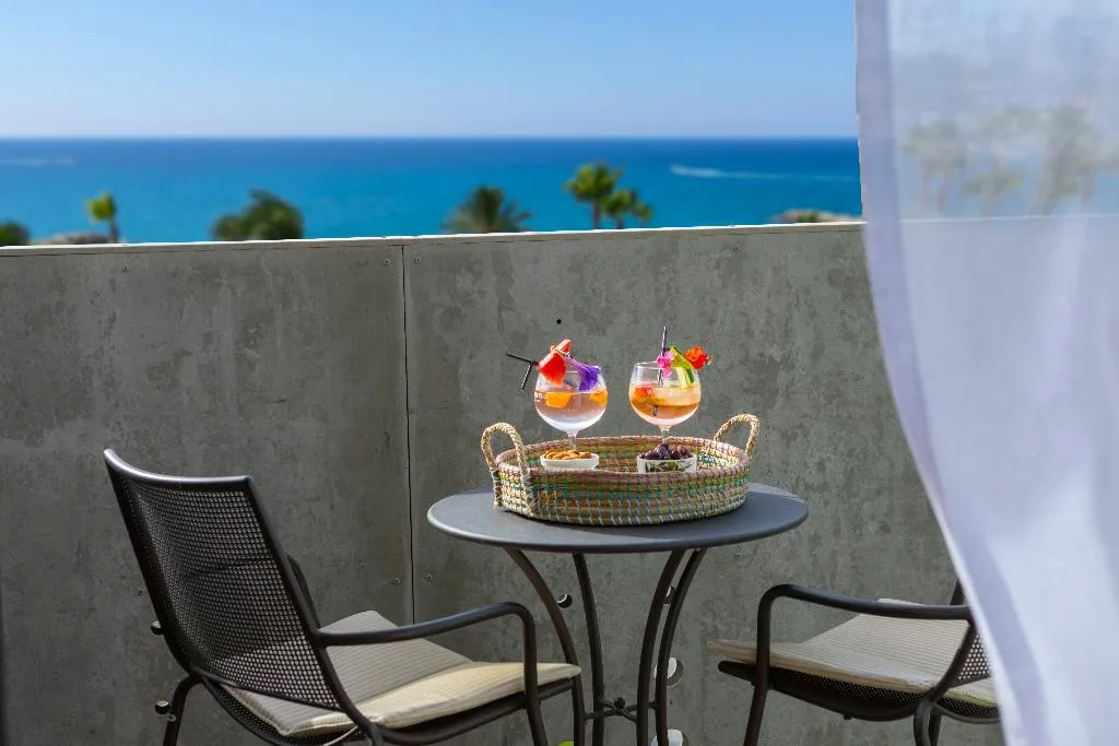 SUITE EXECUTIVE Room, Anemi Hotel & Suites, Cyprus