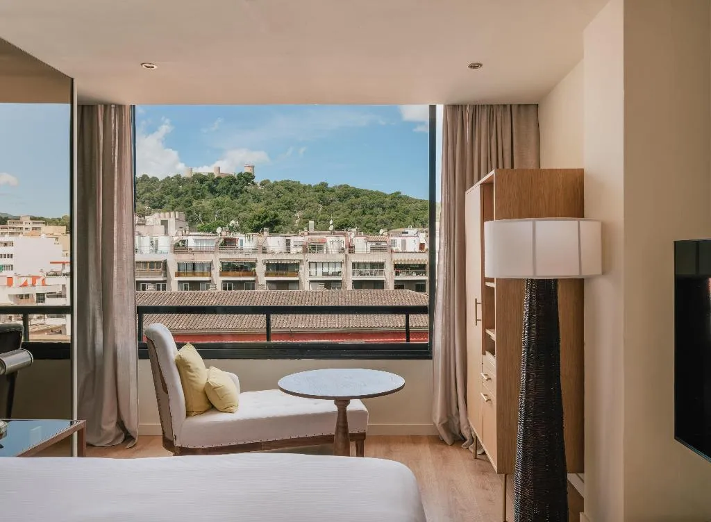 Double or Twin DELUXE WITH VIEWS Room, Hotel Victoria Gran Meliá, Majorca