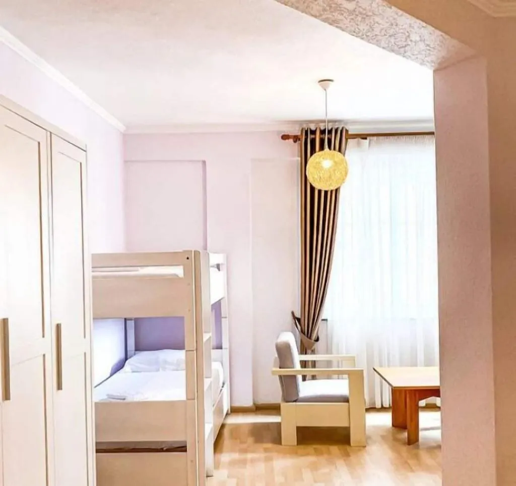 Room, Hotel Majestic, Durres