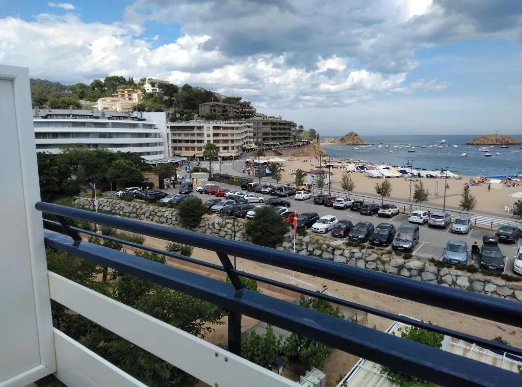 Room, Corisco, Costa Brava