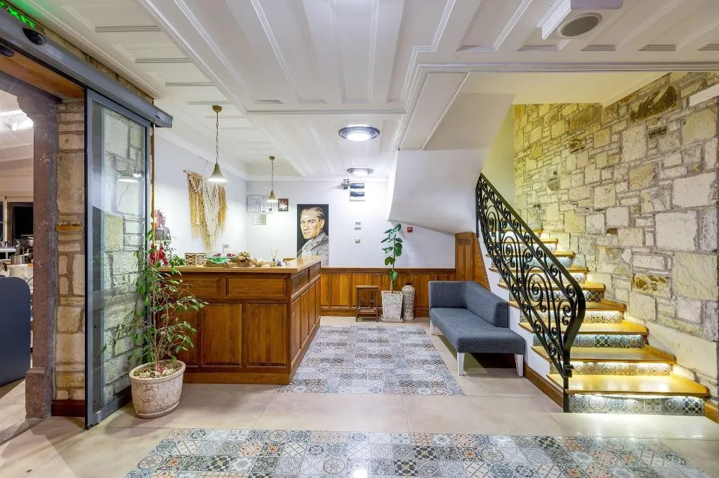 Lobby, Navali̇a Otel, Izmir