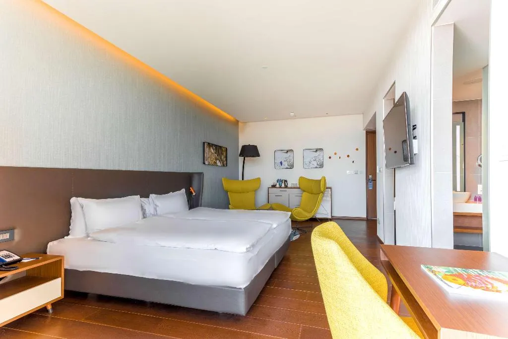 Room, Radisson Blu Hotel Larnaca, Cyprus