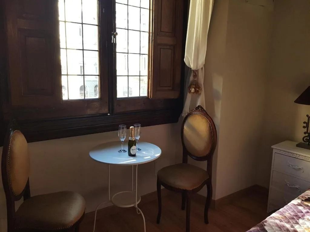 Room, Lady Luna B&B, Florence