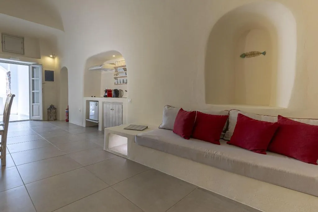 CAVE SEA VIEW Room, Oia Mare Villas, Santorini