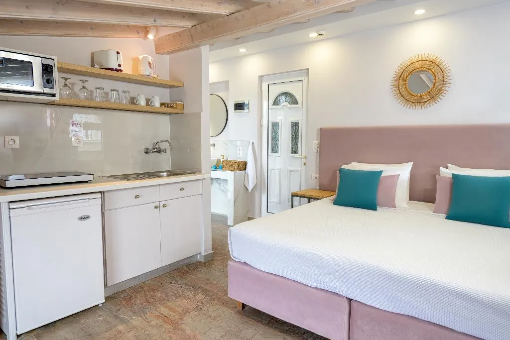 STUDIO STANDARD Room, Korina Apart Hotel, Corfu