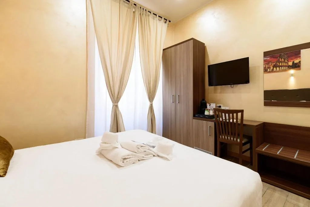 Room, Trinity Luxury Rooms, Rome