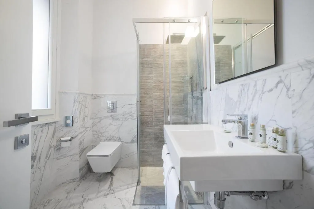 TRIPLE TWO BEDS Room, Boston, Florence