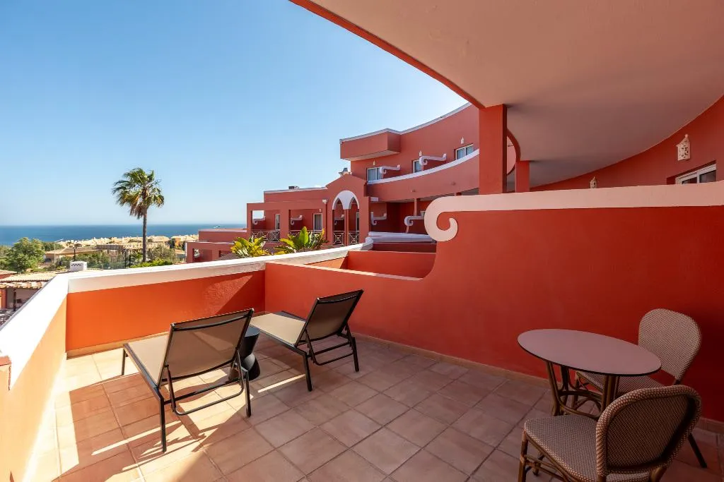 TWIN SEA VIEW Room, Belavista da Luz, Algarve